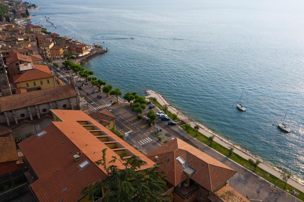 Garda Family House Hotel Castelletto Di Brenzone Exterior photo