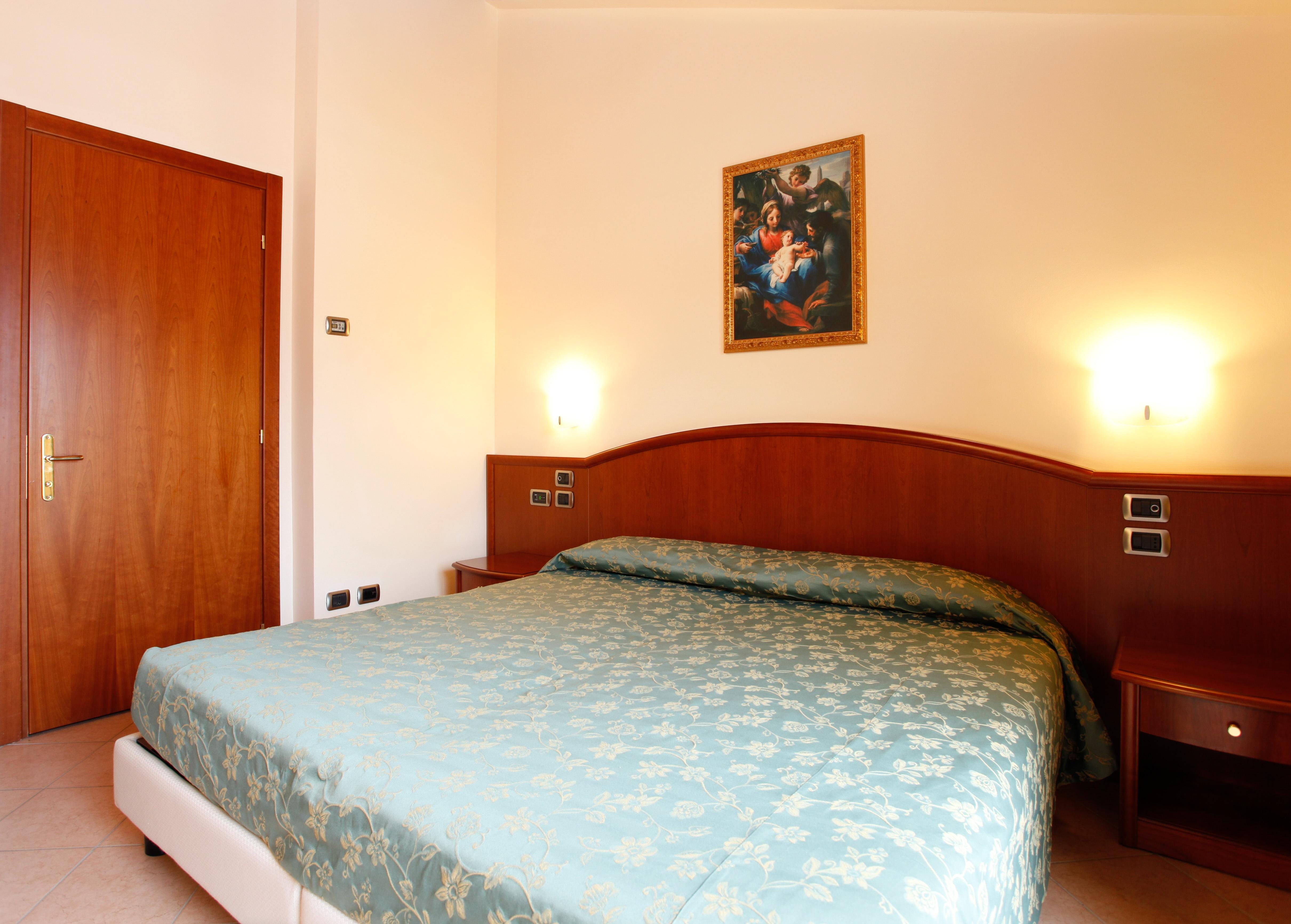 Garda Family House Hotel Castelletto Di Brenzone Exterior photo