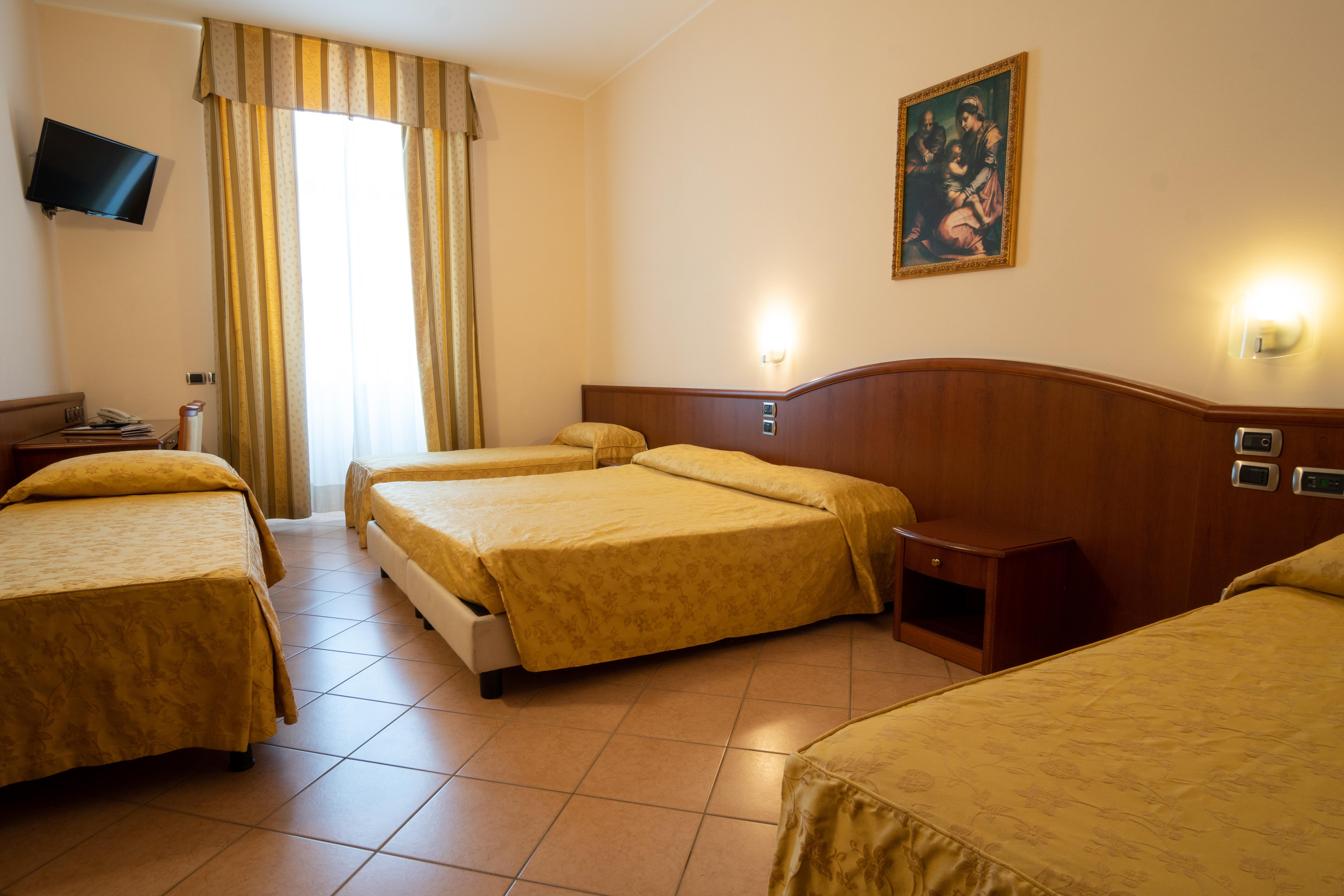 Garda Family House Hotel Castelletto Di Brenzone Exterior photo