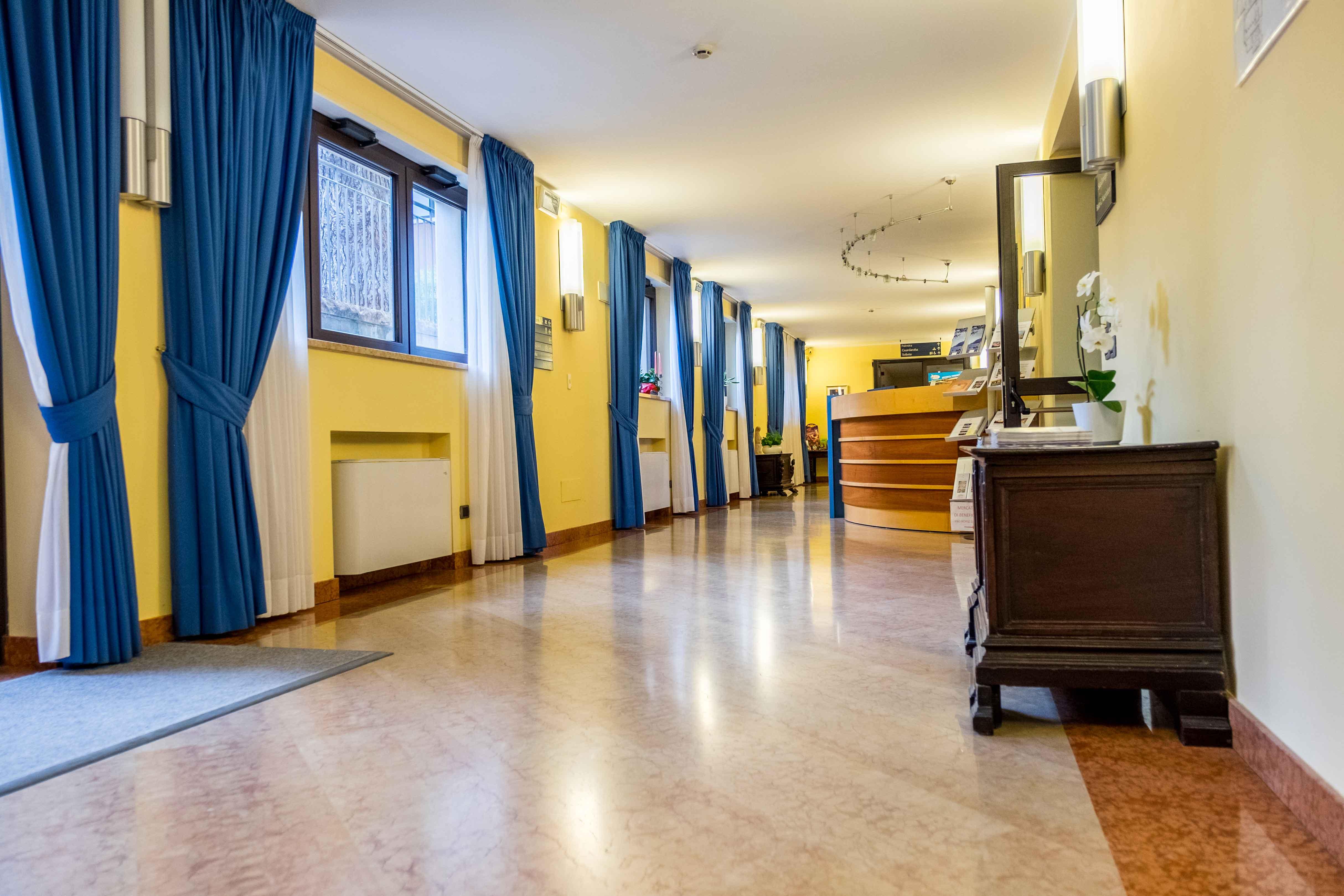 Garda Family House Hotel Castelletto Di Brenzone Exterior photo