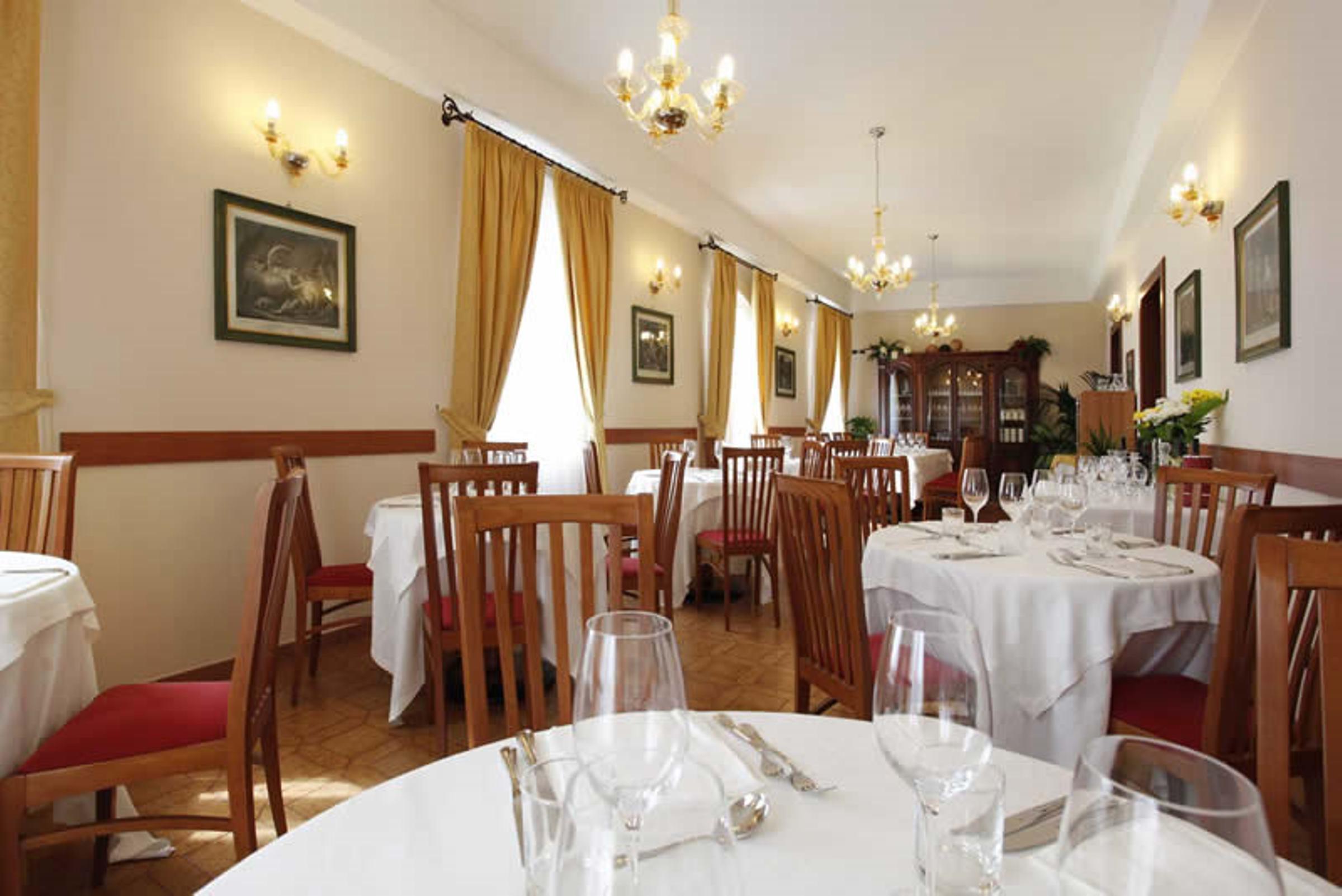 Garda Family House Hotel Castelletto Di Brenzone Exterior photo