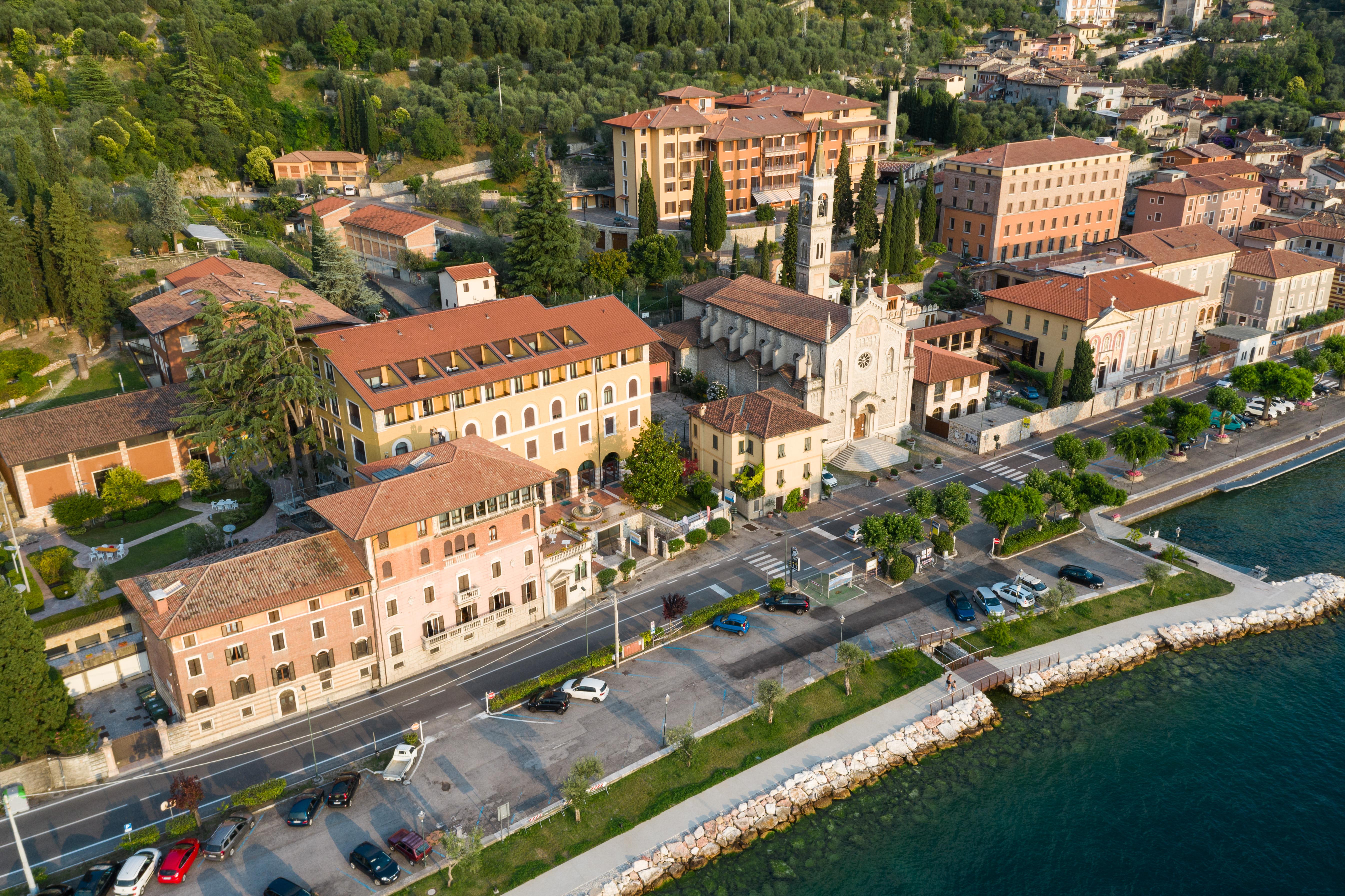 Garda Family House Hotel Castelletto Di Brenzone Exterior photo